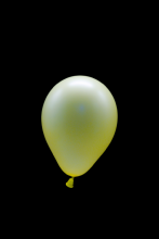 50 Ballons ovales jaune fluo 13 cm