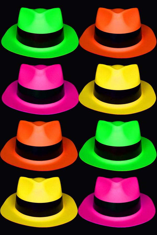  12 chapeaux fluo Al Capone